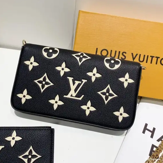 First bag ru FÉLICIE LOUIS POCHETTE VUITTON 0509